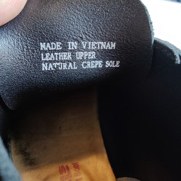 Clarks Originals Desert Chukka Boot Men Sz 10 Black Suede Natural Crepe Gum Sole - Picture 11 of 12